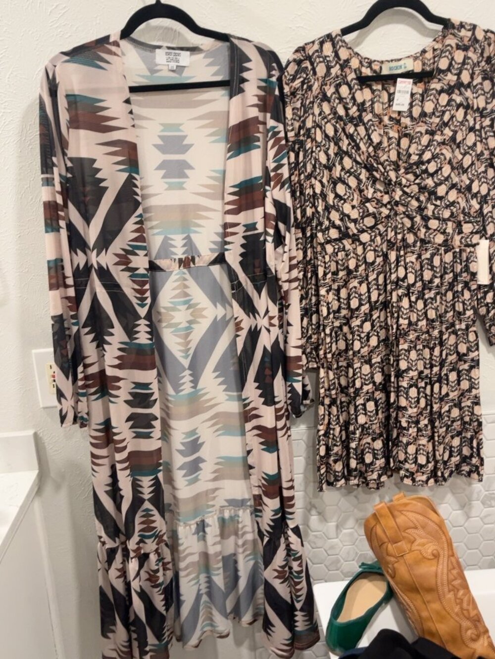 🤎 Western Boho Outfit Bundle – 2 Dresses + Cowboy Boots! 🤎